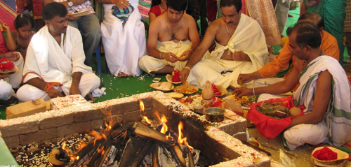 Balalaya Kumbhabhisekam Poojas,108 Sanghabhisekham Poojas,Temple Alankarams Poojas,Kunkuma Kaappu Poojas,Laksharchanai Poojas,Manjal Kaappu Poojas,Nava Kalasa Abhisekam Poojas,Noothana Ashtabandhana Poojas,Sandhana Kaappu Poojas,Siva Parvathi Kalyanam Poojas,Sri Srinivasa thiru Kalyanam Poojas,Thiru vilaku Pooja,Thuduppu Alankaram Poojas,Utsavar Moorthy Alankaram Poojas,Varushabhisekham Poojas,Kumbabhisekam Poojas
